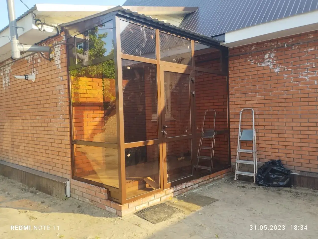 I (73)